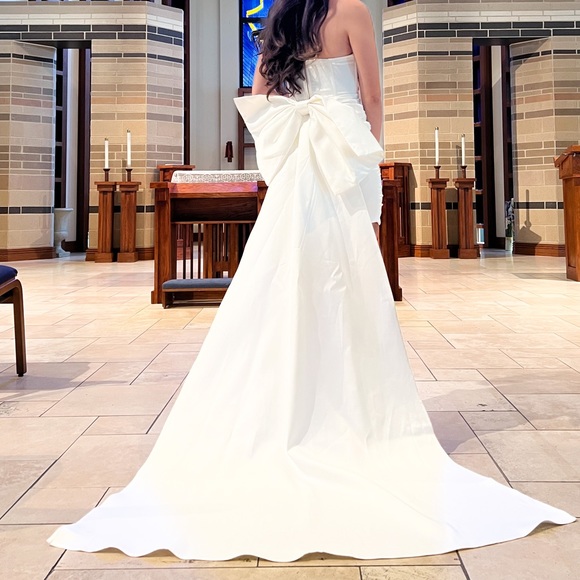 Satin Mini dress with bow - Picture 1 of 6